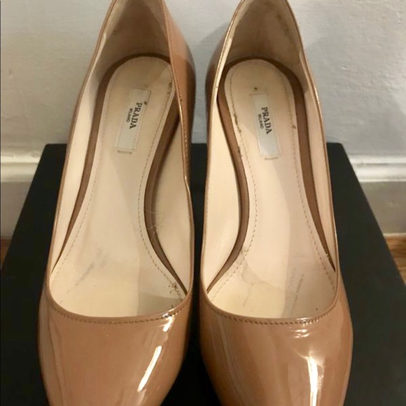 Authentic Prada patent leather kitten heels - Picture 4 of 8